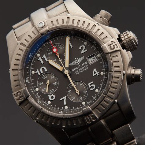 Breitling chrono avenger price